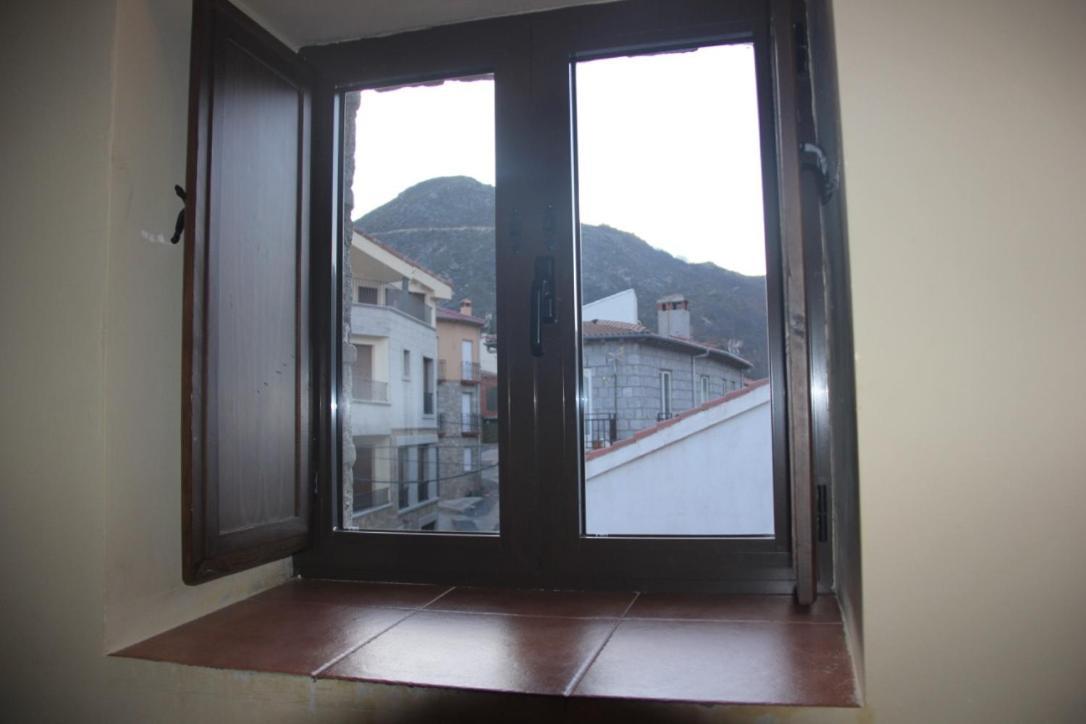 Casa Rural La Cancha I Navalacruz ภายนอก รูปภาพ
